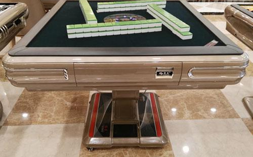 乌兰乌兰麻将机自动洗牌